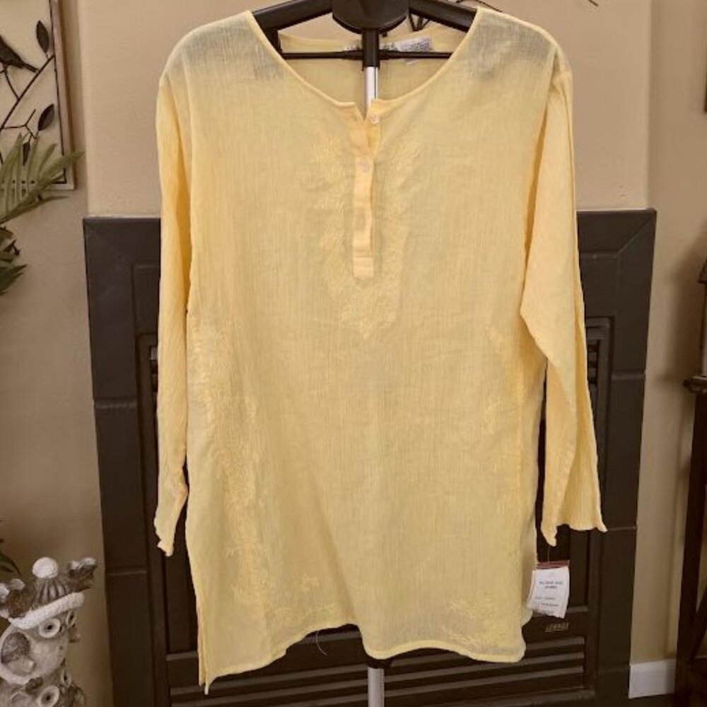 NWT Victoria Jones Woman sz 1X yellow embroidered top